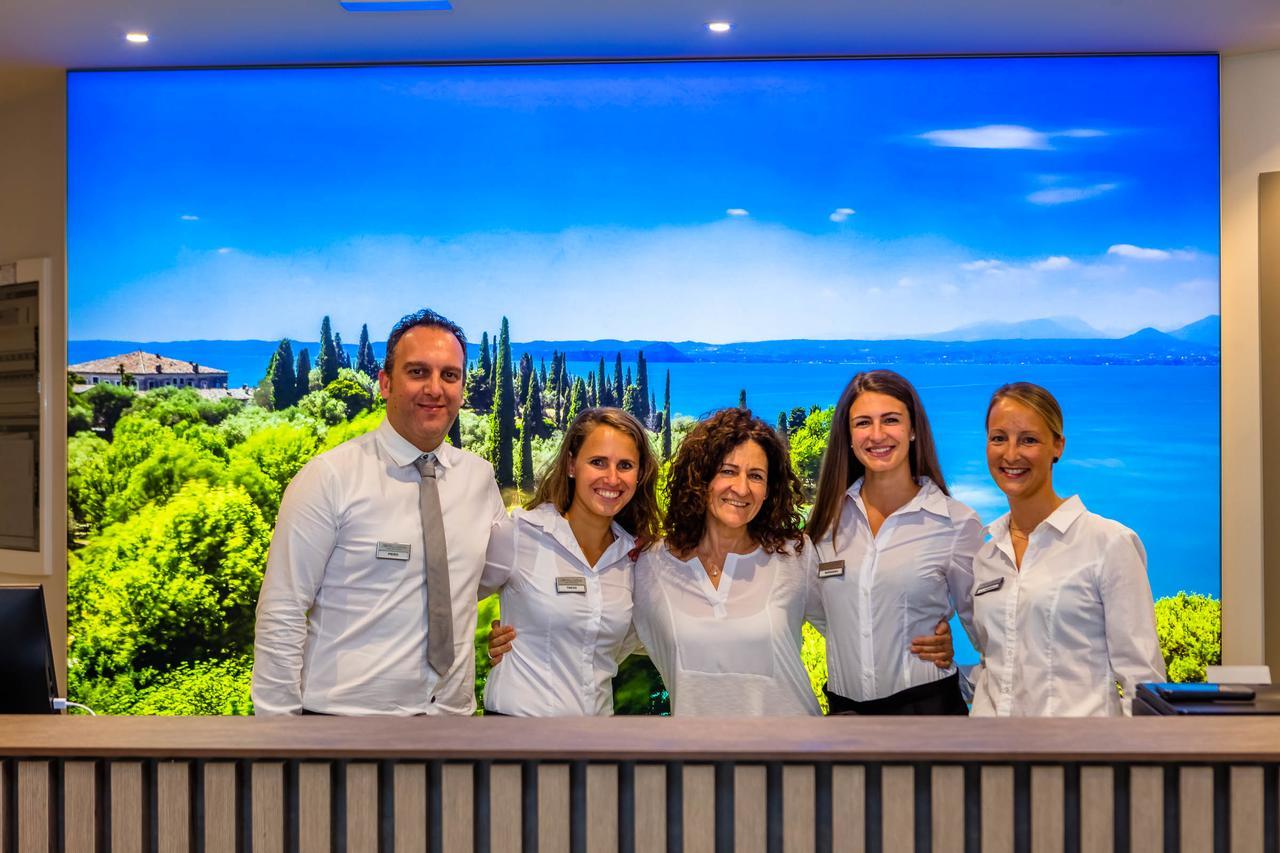Le Torri Del Garda Familyspa Resort Torri Del Benaco Exterior foto