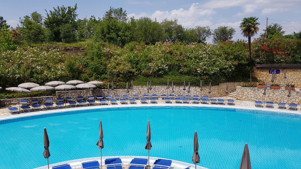 Le Torri Del Garda Familyspa Resort Torri Del Benaco Exterior foto